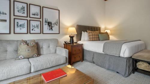 Stowe Area Resort | 1125 Lodge At Spruce Peak Ski In Ski In Ski Out King Studio By Stowe Mountain Rentals