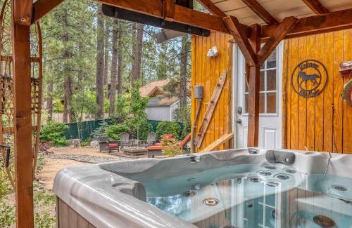 Fox Farm House | 113 - Bullwinkle & Friends Log Cabin Getaway - Big Bear Getaway