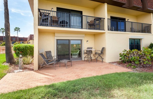 Avon By The Sea Condo | 117 Cocoa Beach Club Direct Oceanfront Next to Pier, Dog Friendly