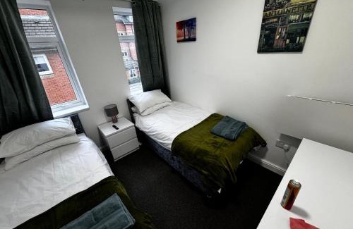 Kidderminster Apartment | 11aComberton