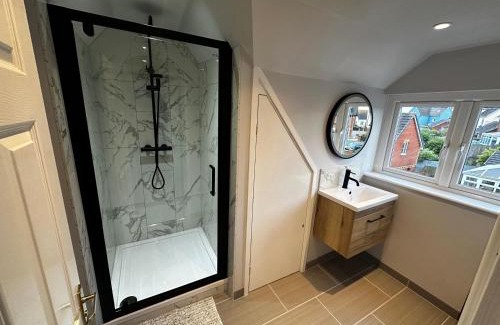 Barry House | 12 Clos Yr Wylan