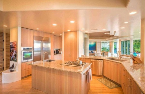 Kilauea House | 12 Million Dollar Beach Front Estate! Two Villas on one Acre.