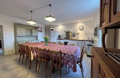 Gruissan House | 12 persons house in a vineyard