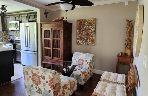 Princeville Apartment | 1202ABCliffsRESORT-2UnitA&B 192.00 Oct 21-24 BlowOutSale on OceanViewResort