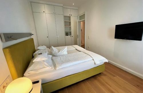 Mitte Apartment | 120qm Deluxe Apartment Suites Christina im Stil Design Hotel Vosteen Nähe der Kaiserburg