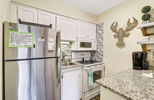 North Forest Beach Condo | #121 BREAKERS, HILTON HEAD ISLAND, SC