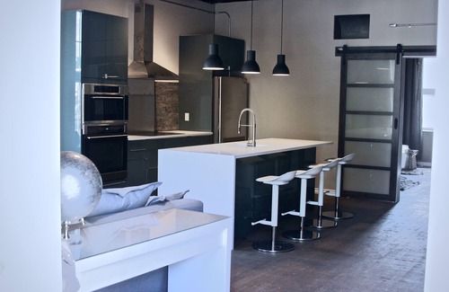 Carberry Apartment | 121 Suite on Main Street