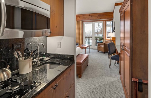 Stowe Area Cabin | 1216 The Lodge At Spruce Peak | Ski in Ski Out | Studio | Spruce Peak Village Views 2nd floor