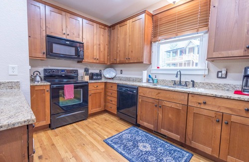 Bear Lake Reserve Cottage | 122 Millstone Lane at Bear Lake Reserve