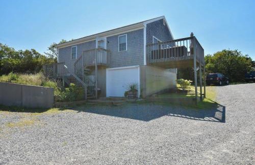 North Truro House | 12215 - Beautiful Views of Cape Cod Bay Access to Private Beach Easy Access to P-Town
