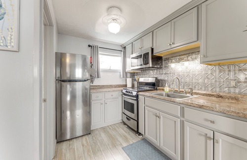 Old Orchard Beach Apartment | 13 Mi to Portland: Studio on Old Orchard Beach!