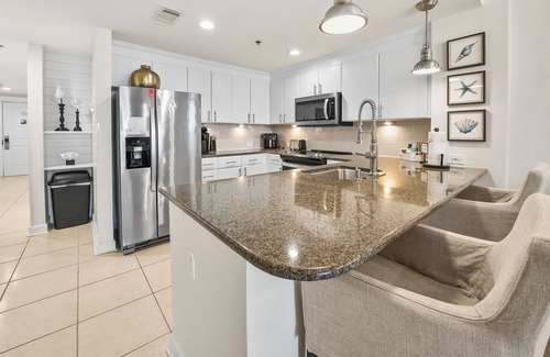 Panama City Beach Condo | 1307 Grand Panama. Royal Retreat. Gulf Front with VIP Beach Service