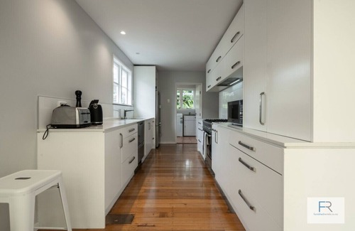 Birkenhead Apartment | 133 Hinemoa Street, Birkenhead