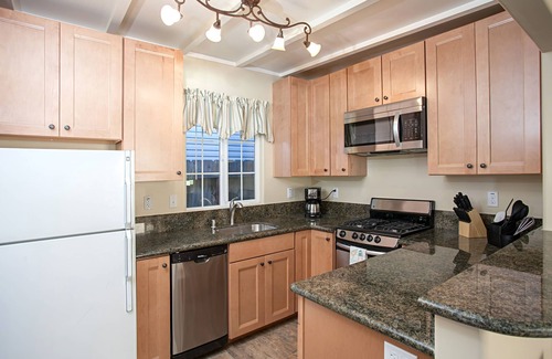 Townsite Apartment | 134 S Pacific St Unit B Across from beach