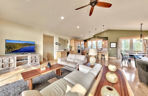 Mountain View Estates House | 1376MD MNT Contemporary come play in the mountains fall discounts in place