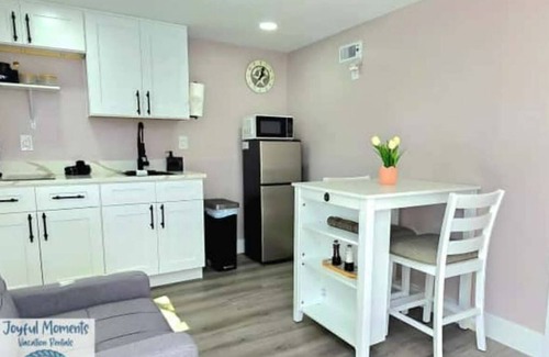 Tampa Apartment | #14 Guest house Stadium by Joyful Moments