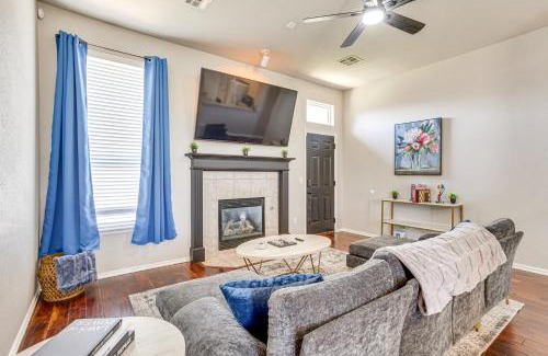 Edmond House | 14 Mi to Dtwn OKC Edmond Gem with Fenced Yard!