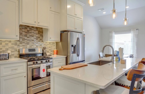Yukon House | 14 Mi to Dtwn OKC: Quiet Yukon Gem