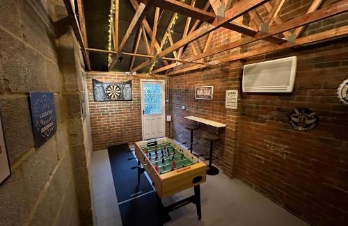 Southampton City Centre House | 14 Oxford Mews - 5 Star Living for up to 10 People