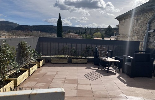 Salavas Apartment | 140 m2 just for you.5-minute walk from the Ardèche river.