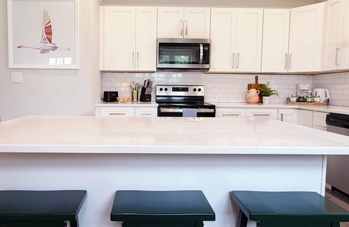 Conshohocken Apartment | 1490 ft² Space 2 Bed 2 Bath Apt/Near Villanova and KOP/5 Beds/Sleeps 10