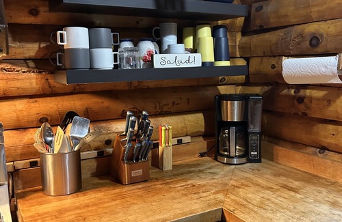 Alton Bay House | 14ft HOT TUB SPA,SLEEPS 10, nSAUNA, POOL/FOOSBALL/GAMES