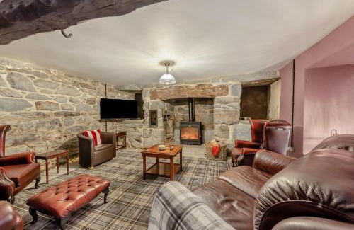 Talsarnau House | 14th Century Retreat