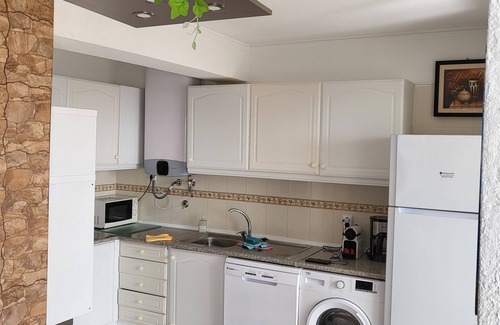 Armacao de Pera Apartment | 14th floor apartment with sea view, 200m from the beach