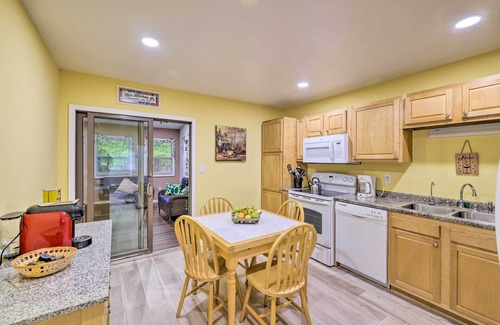 Tobyhanna Cottage | 15 Mi to Skiing: Charming Tobyhanna Cottage!