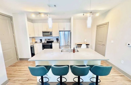 Florida Central Atlantic Coast Apartment | 15 Min to Disney, King Bed Pet-Friendly, Amenities