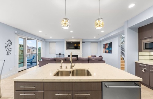 Hollywood House | 15%Off Oct 16-19 Steps To Sand Ocean Sunset Views