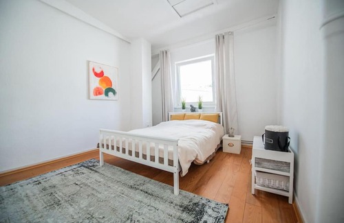 Borgfelde Apartment | 150qm LOFT, Tischtennis, Tischkicker