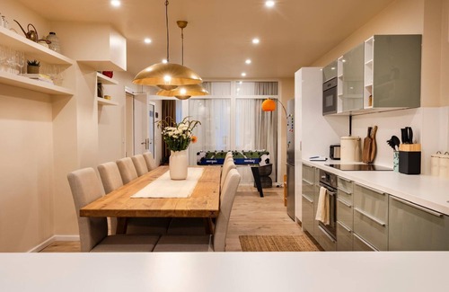 Mitte Apartment | 152 m ² Design Apart/10 pers./near Alex/children/parking lot