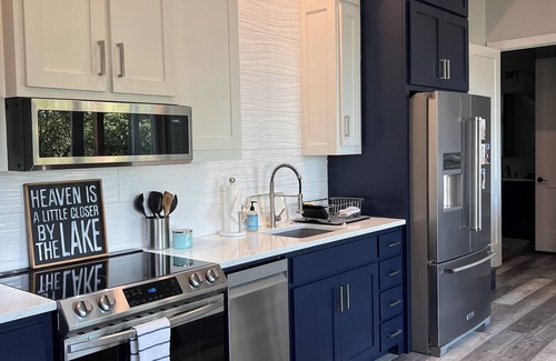 Gainesville House | 15min to Winstar Casino-Lakehouse Retreat, Gorgeous views w/path to the lake