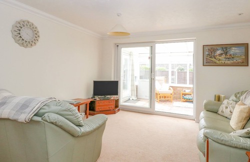 Stalham House | 16 HERON GARDENS, pet friendly, with a garden in Stalham