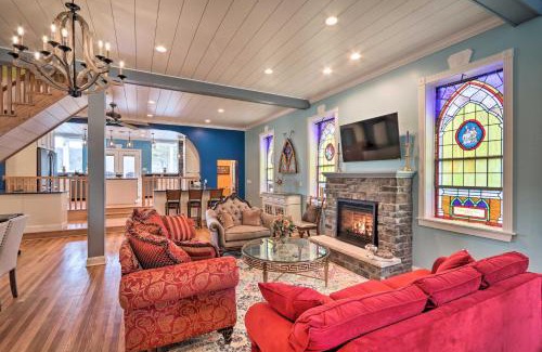 Brodheadsville Villa | 16 Mi to Camelback Resort Getaway with Game Room