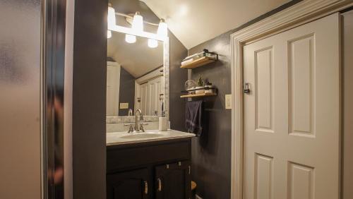 Benson House | 160inch Home Movie Theater- Great for movie night!