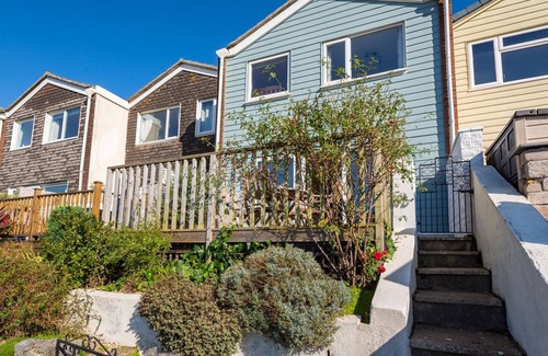 Malborough Cottage | 164 CUMBER CLOSE, pet friendly, with a garden in Malborough