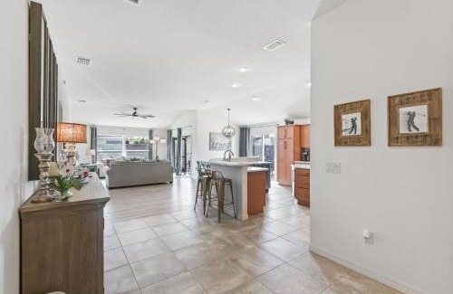 Summerfield Villa | 16837 Z2b Village of Woodbury by REMAX Premier