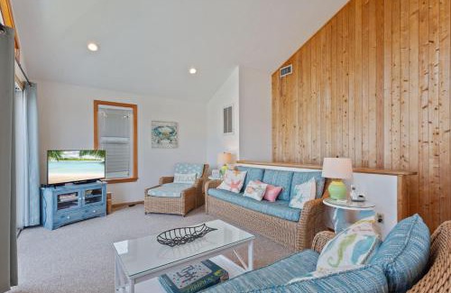 Ocean Sands House | 1696 - Surf Song