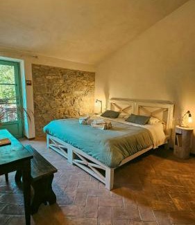 Monteverdi Marittimo Apartment | 16Th Century Farmhouse Between The Tuscan Hills
