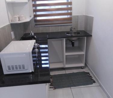 Amalinda Apartment | 17 driffield road