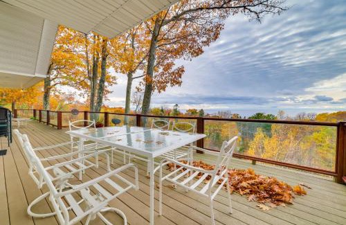 Good Hart House | 17 Mi to Skiing! Lake-View Michigan Home with Deck