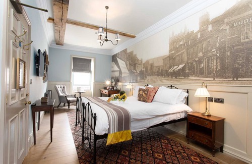 Wimborne Hotel | 1777 The Albion