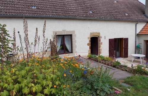 Neuvy Apartment | 17th Century Cottage with Garden and Pets Allowed