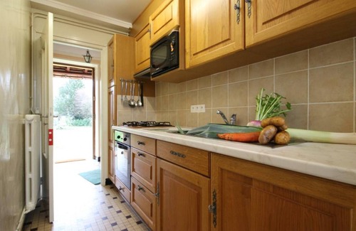 Boischampre Cottage | 17th Century House with Garden in Vrigny - Wifi Included