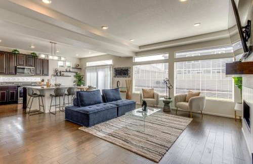 Aurora House | 18 Mi to Dtwn Denver Home with Patio and BBQ