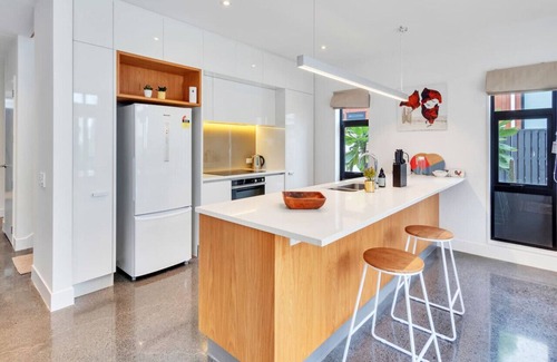 Hobsonville Apartment | 18 Nevill Rd, Hobsonville