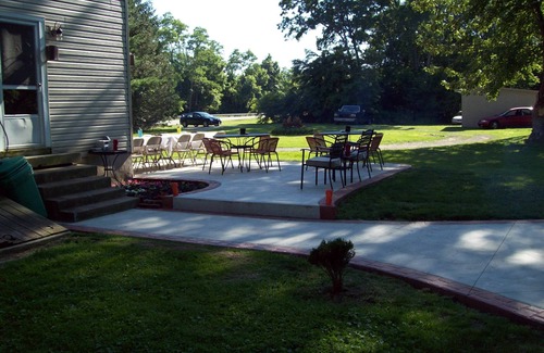 Milan House | 1870 Victorian Inn, minutes from Cedar Point