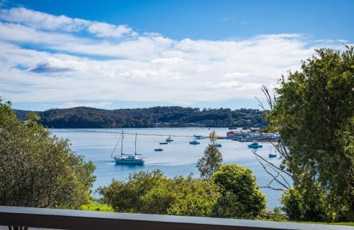 Narooma House | 19 Lakeview Drive Narooma